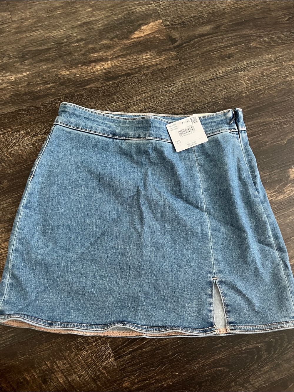 American Eagle Outfitters Light Blue Denim Mini Skirt with Front Notch